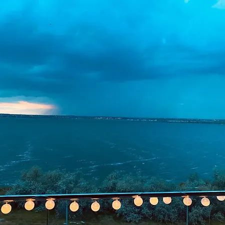 View Summerland